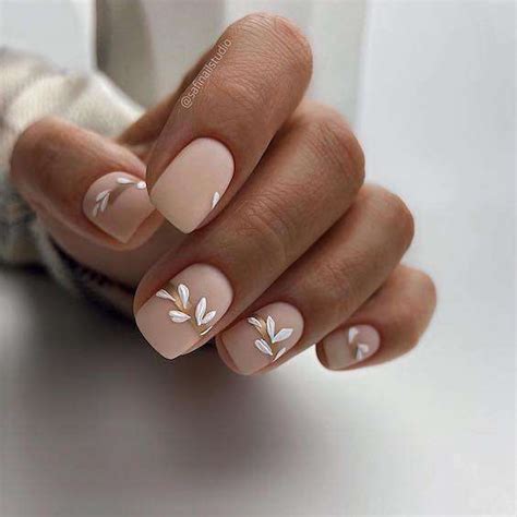 Gorgeous Nude Nail Design Ideas