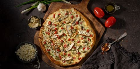 White Garlic Chicken Pizza Recipe Sargento® Foods Incorporated