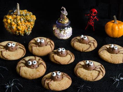 Muffins biscuits tartes À halloween tissez votre toile