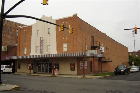 Howell Theatre in Smithfield, NC - Cinema Treasures