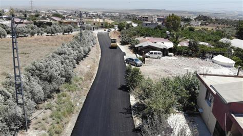 Depremin Vurdu U Hatay Da Hasar G Ren Yollar Asfaltlan Yor