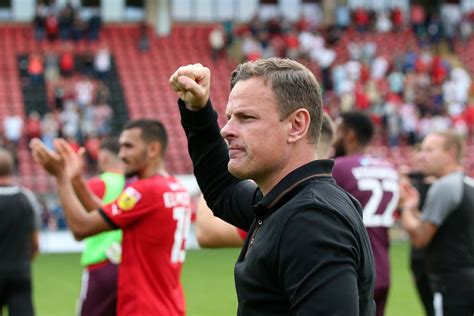 Leyton Orient - Richie Wellens wins SkyBet League Two manager of the month