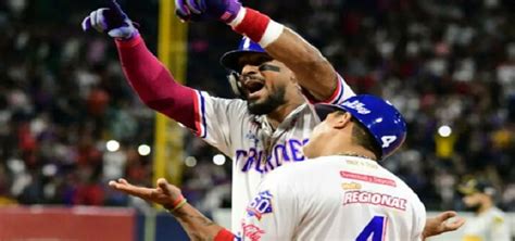 Tiburones Vencedores En El Universitario Tras Derrotar A Leones