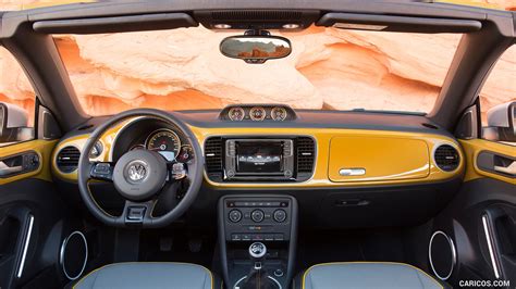 Volkswagen Beetle Dune | 2016MY Cabrio | Interior, Cockpit