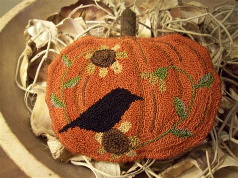 Primitive Punch Needle Hooked Rug Pumpkin Crow Sunflower Pillow Bowl