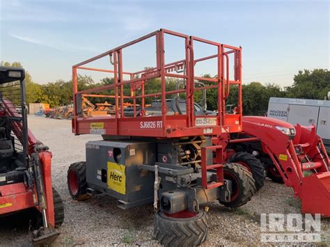 2018 Skyjack SJ6826 RT Dual Fuel Scissor Lift In McKinney Texas