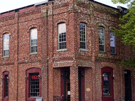 Old Brick Building Free Stock Photo - Public Domain Pictures