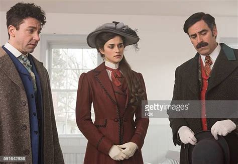 Houdini Doyle Photos and Premium High Res Pictures - Getty Images