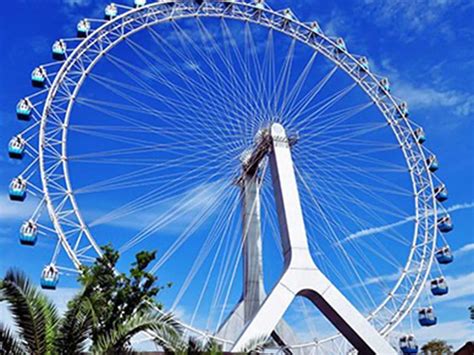 Malaysia's tallest ferris wheel now open at FunPark Gamuda Luge Gardens ...