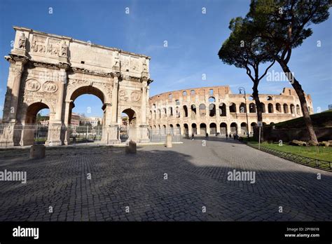 Italy Rome Arch Of Constantine And Colosseum Stock Photo Alamy