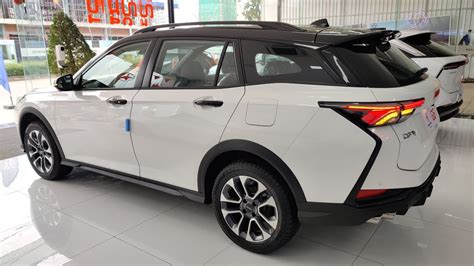 2023 Dongfeng Aeolus GS 1 5L White Color New Stylist SUV Exterior