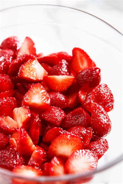 Easy Strawberry Galette Erren S Kitchen