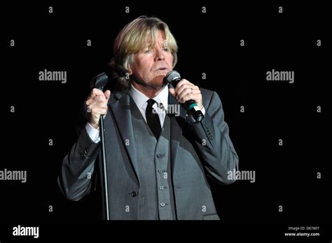 Peter Noone Singer Hi Res Stock Photography And Images Alamy