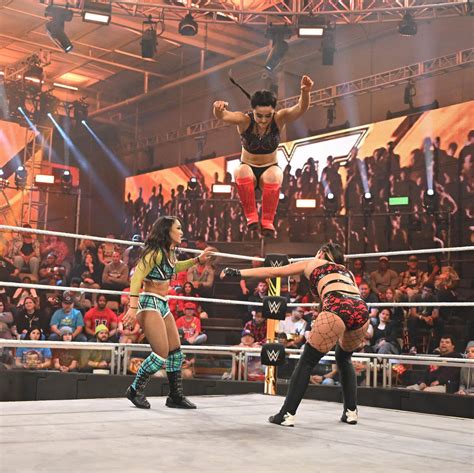 WWE Women Roxanne Perez And Lyra Valkyria Vs Gigi Dolin And