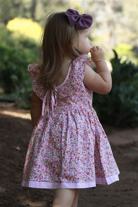 pin em vestidos infantis