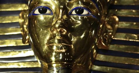 Inside The Incredible History Of King Tut's Mask