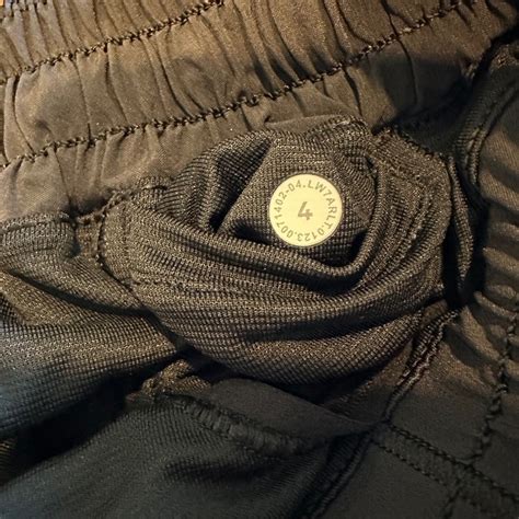 New Lululemon Hotty Hot Low Rise LR Short Black Lined Size EBay