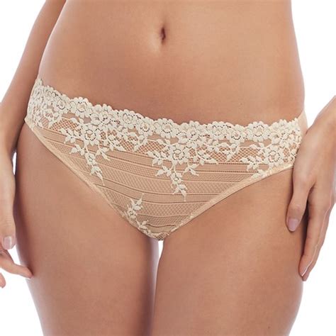 Wacoal Lingerie Embrace Lace Bikini Brief Dick Daisy