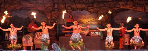 How to Choose the Best Maui Luau : TravelAge West