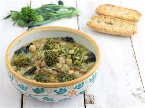 Zuppa Di Ceci E Broccoletti Ricetta Gustosa In Cucina Con Amore