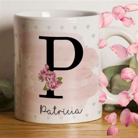 Caneca Personalizada Floral a Inicial do Nome vários Elo7