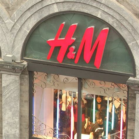 Unternehmen H M Er Ffnet Erste Stores In Vietnam