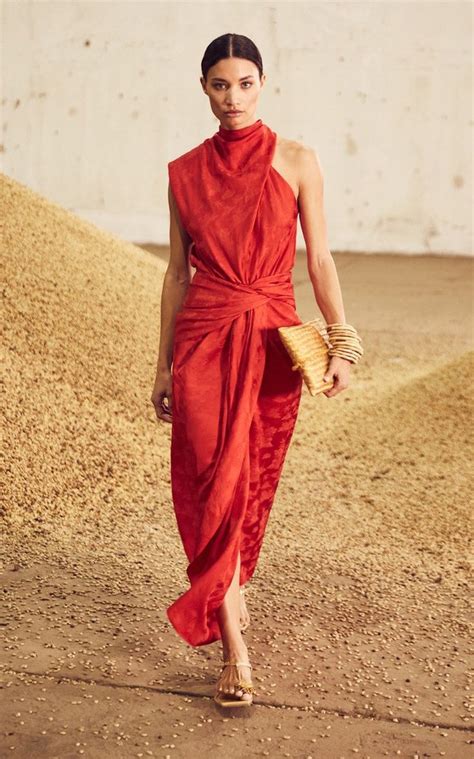 Women S Johanna Ortiz Resort 2025 Collection Moda Operandi