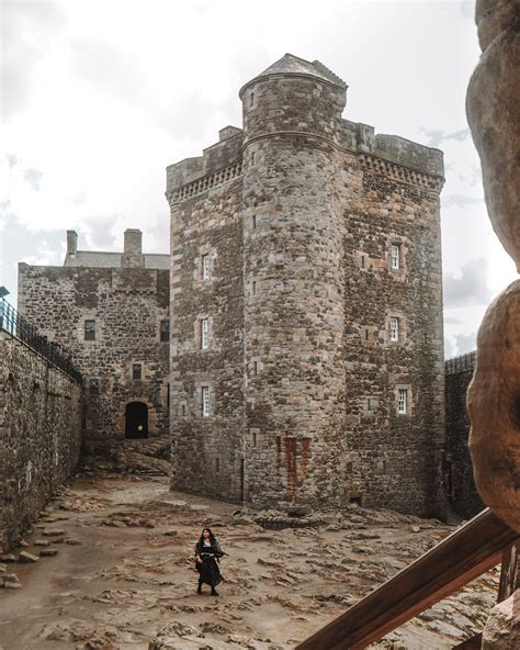 6 Blackness Castle Outlander Locations To Visit Explore Fort William