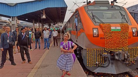 Grand Welcome Accorded To Amrit Bharat Express As It Rolls Via Odisha