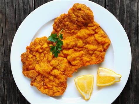 Schnitzel Panieren Und Braten So Gelingt Das Perfekte Schnitzel