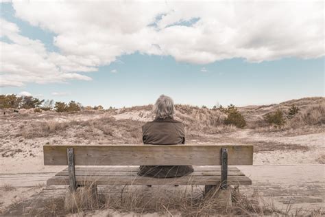 Kostenlose Foto Mann Landschaft Sand Rock Person Bank Aussicht