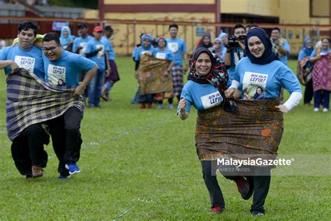 Ulangtahun Sitizone Moh Balik Lepih