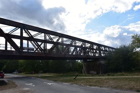 Le Pont De Port Aubry Cosne Sur Loire Et Son Importance Strat Gique