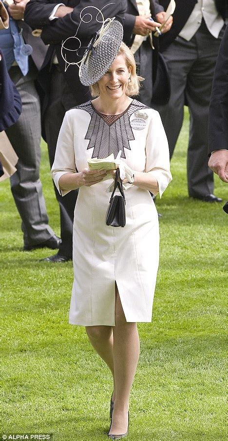 Sophie Countess Of Wessex Cant Stop Giggling After Losing Her Heel In Soft Grass At Royal