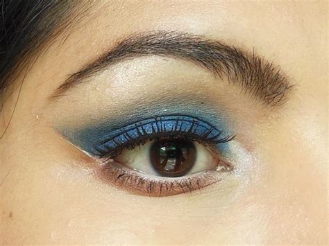 Eye Makeup Tutorial: Royal Blue Eyes - Beauty, Fashion, Lifestyle blog