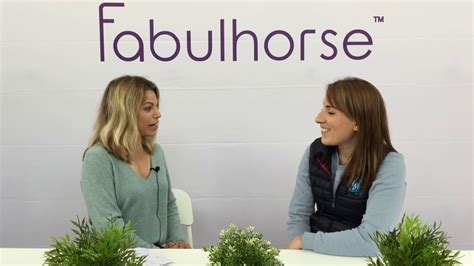 Caroline Di Stefano Directrice Générale Laiterie De Montaigu Avec Magda