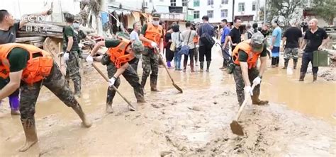 人民子弟兵坚守一线全力抢险 保证人民群众生命财产安全 西部网（陕西新闻网）