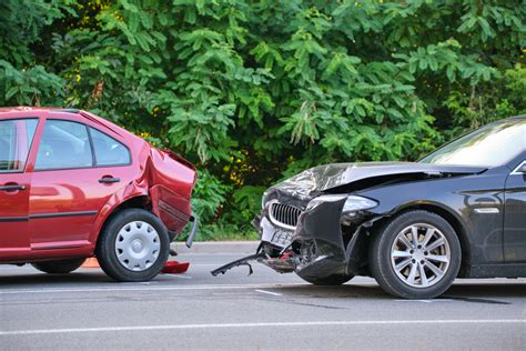 Unfallwagen Verkaufen Mit Kostenlos Abholung Std Vor Ort