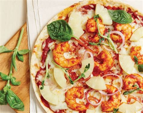 Tom Yam Prawn Pizza With Pineapple Kuali