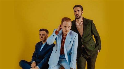 Lagu Two Door Cinema Club Yang Paling Banyak Didengarkan Di Spotify