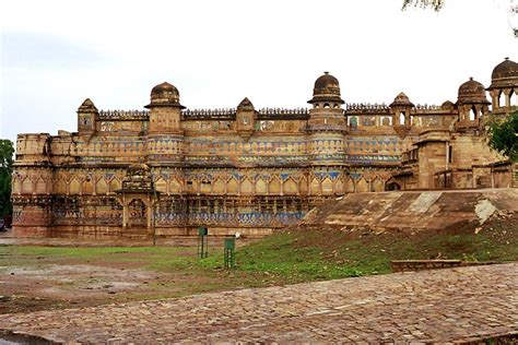 Gwalior Fort Historical Facts and Pictures | The History Hub