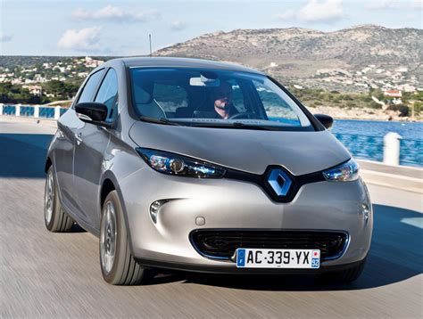 Renault ZOE Photos and Specs. Photo: ZOE Renault review and 22 perfect ...