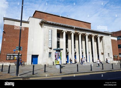 Wolverhampton civic hall hi-res stock photography and images - Alamy