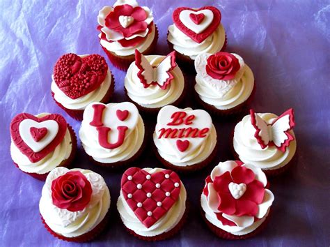 valentine fondant cupcakes