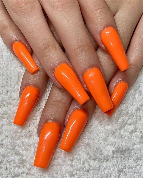 Spring Neon Nails Pertempuran Hatit