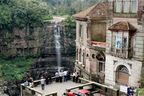 Hotel Del Salto, Colombia: The Haunted Hotel - Moco-choco