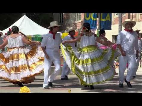 Ballet Folklórico Nueva Antequera Presentación Pinotepa Nacional UCLA