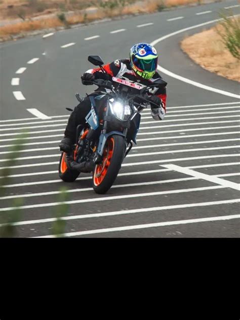 New KTM 390 Duke Real World Review In 12 Pics: Mileage, Performance ...