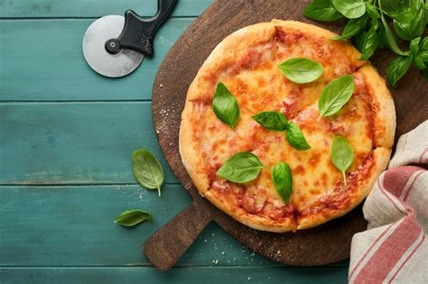 Premium Photo Margarita Pizza Traditional Neapolitan Margarita Pizza