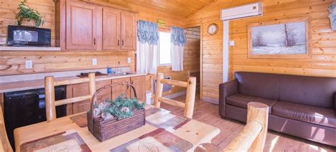 Deluxe Cabin (Full Bath with Tub & Shower) Deluxe Cabin near splash ...